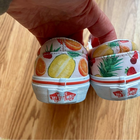 Vans Classic Slip On Sneakers Tropical Fruit Glitter Print Size 3 Big Kids - Picture 3 of 8